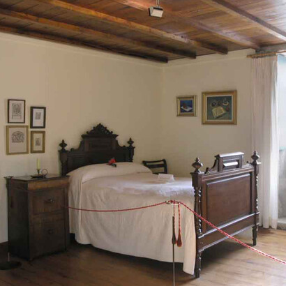 Interior de la Casa-Museo Rosalía de Castro, Padrón, Galicia