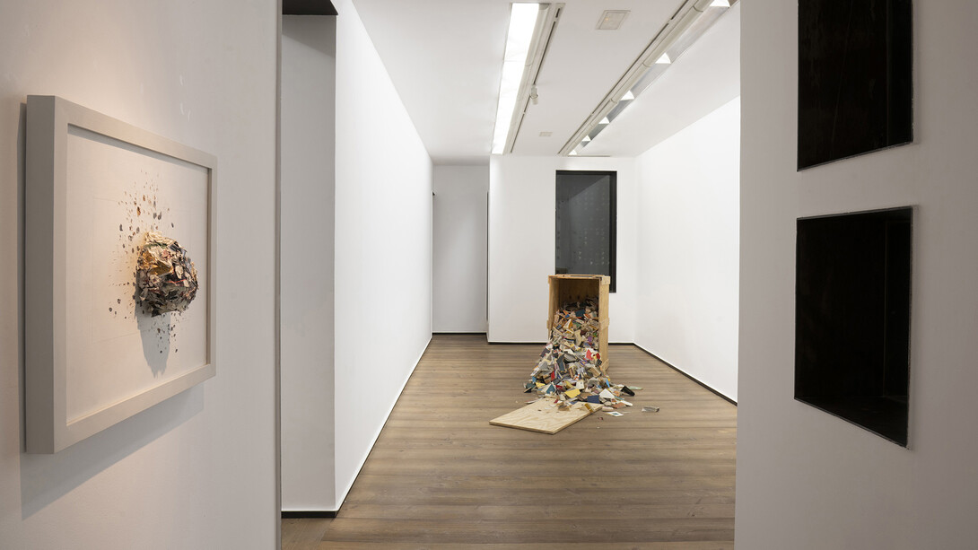 Alicia Martín, Contra la tranquila grandeza, vista de exhibición. Cortesía de la Galería Rafael Pérez Hernando