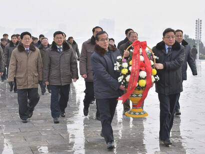 En Corea del Norte, desde 2016, el mandatario Kin Jong-un ordenó que en esas fechas debe rendirse homenaje a su abuela, conocida con el nombre de «La Sagrada Madre de la Revolución»