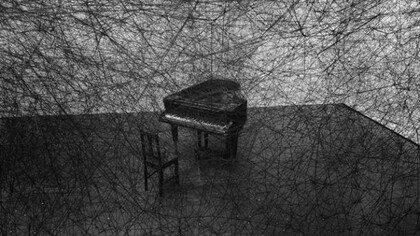 Chiharu Shiota - Pianoforte