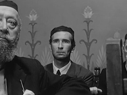 L’oro di Roma, internationally released as Gold of Rome, is a 1961 Italian war drama directed by Carlo Lizzani. The film is based on the Nazi raid on Rome’s Jewish Ghetto in October 1943