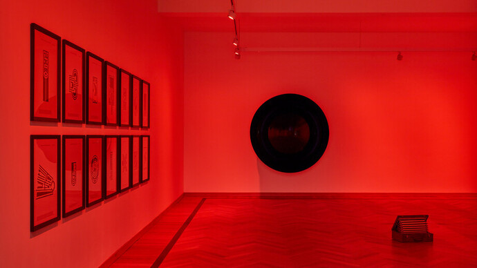 Artistes variés, Doka, vue de l'exposition. Avec l'aimable autorisation de M Leuven