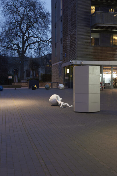 Lucy Tomlins, Pylon and Pier, 2017. Sculpture At Bermondsey Square. Image courtesy Vitrine. Photographer Jonathan Bassett. 