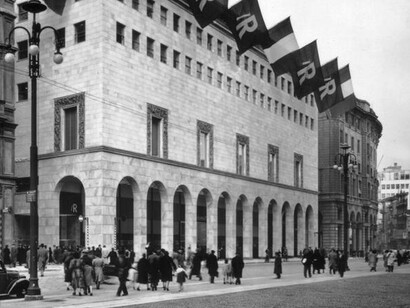 L'edificio della Rinascente agli inizi del '900