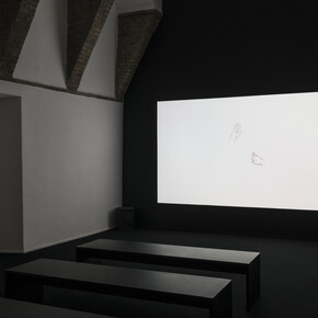 Abismo, 2017, Animazione rotoscopica, suono, HD 1080 p, 9 min. Musica:“Abîme des oiseaux” de Olivier Messiaen. Interpretata da Mahé Marty, clarinetto, 2017, Rotoscopic animation, sound, HD 1080 p, 9 min.
Music: “Abîme des oiseaux” by Olivier Messiaen. Performed by Mahé Marty, clarinet. Courtesy Galleria Continua, San Gimignano / Beijing / Les Moulins / Habana. Ph Ela Bialkowska, OKNO studio

