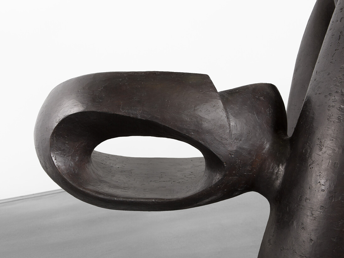 Veiled in a Dream, 2014, Bronze, 69.25 x 78 x 43 inches. Courtesy of Wendell Castle and Friedman Benda. Photography: Adrien Millot