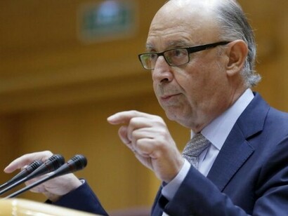 Cristóbal Montoro, ministro de Hacienda reprobado por el Congreso