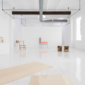 Various artists, Parallel route 01, exhibition view. Courtesy of Alzueta Gallery