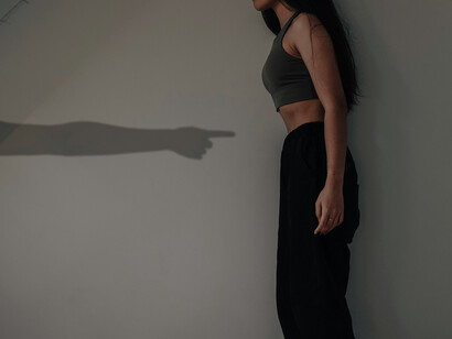 Lutte constante contre des normes inaccessibles