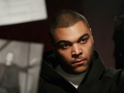 Per prepararmi al ruolo di Frank Malone, ho studiato figure come Bruno Gröning, guaritore tedesco del dopoguerra che attribuiva i suoi successi non a sé stesso, ma a Dio, "il più grande medico"