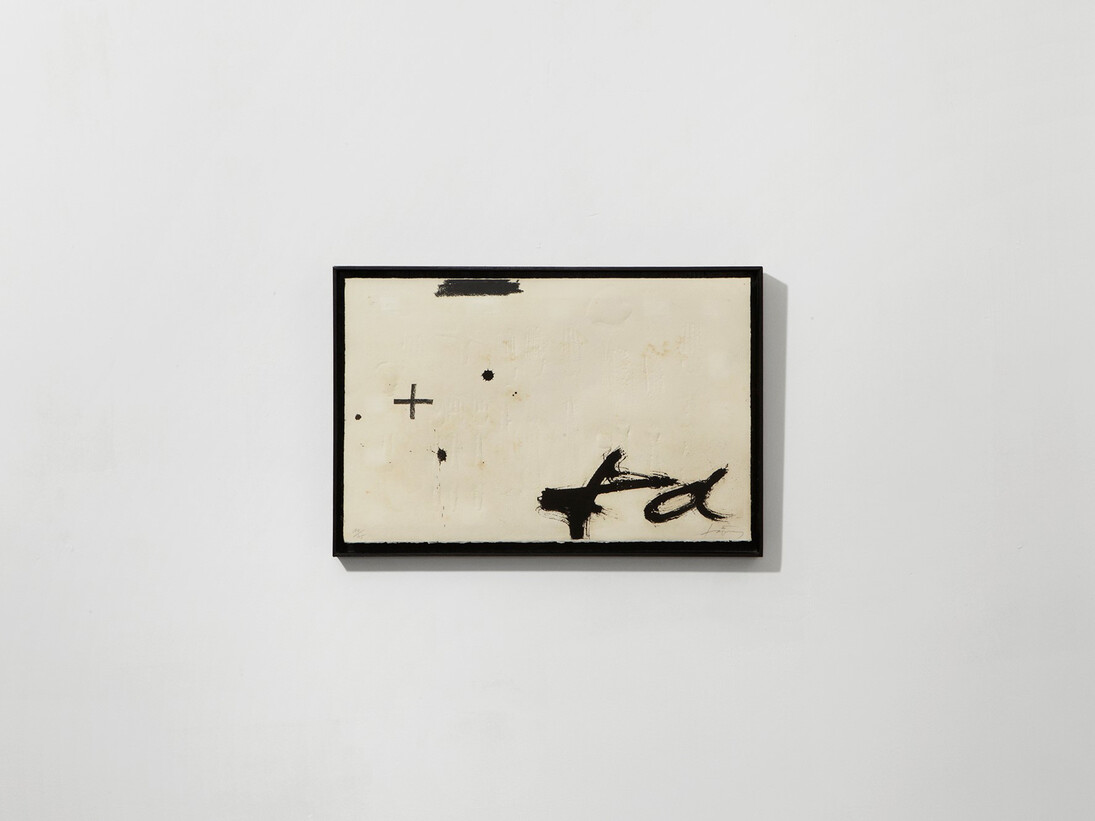Antoni Tàpies, Coberts, 1994, Aquatint and etching, edition 10/45, 33 x 50 cm, Private collection

