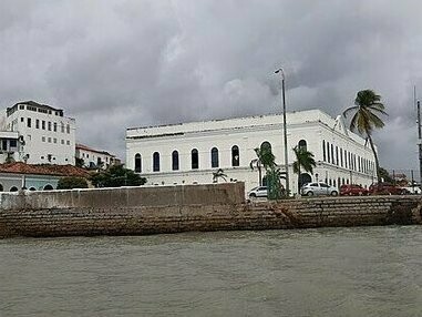 Palácio dos Leões em São Luís, no Maranhão. São Luís é uma cidade que surpreende pela mistura de influências

