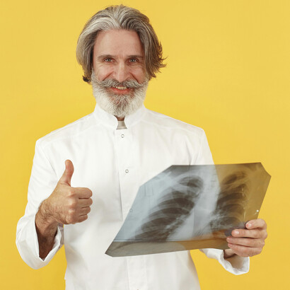 Radiografia. A partir da descoberta do raio-X intensificou-se a ideia de que as imagens médicas determinariam não só a validação óptica