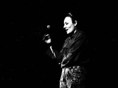 Annick Emdin, La sposa guerra
