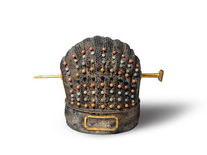Leather, woven bamboo, lacquer and semiprecious stones, c. 1380. Shandong Museum, excavated from the tomb of Zhu Tan (1370–1389), Prince Huang of Lu at Yanzhou, Shandong province, image courtesy of Shandong Museum