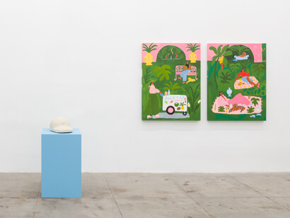 Lilian Martinez, Women and dogs, exhibition view. Courtesy of Ochi Gallery