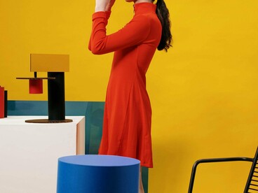 Essa onda de maquiagem maximalista nos mostra que a procura por algo autêntico está cada vez mais em alta e, com esse crescimento, a Pantone interpretou que essas cores escolhidas como base são as opções ideais e mais acertadas