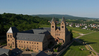 Abadia Beneditina de Santa Hildegarda em Eibingen, Alemanha. Hildegarda é uma das quatro doutoras da Igreja Católica, ao lado de Santa Catarina de Sena, Santa Teresa de Jesus e Santa Teresinha do Menino Jesus