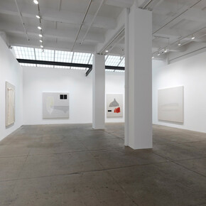 Pinaree Sanpitak, Fragile narratives, exhibition view. Courtesy of Galerie Lelong 
