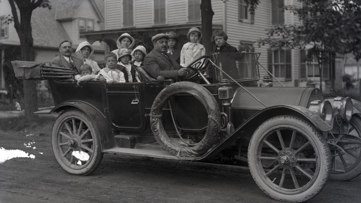No Dull Days. Courtesy of BYU Museum of Art 