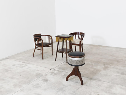 Nevin Aladağ, Vibrating images, exhibition view. Courtesy of Galerie Krinzinger