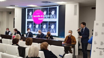 Acto de la antología poética póstuma '41', de Beatrice Viggiani, presentado en el Polo Bibliotecario de Potenza, en el sur de Italia