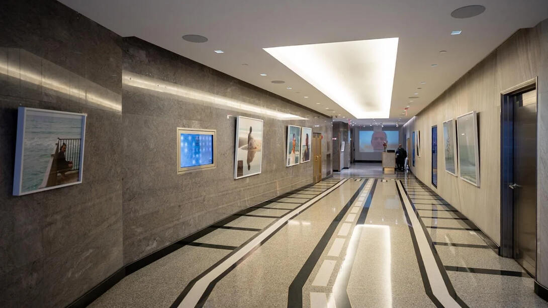 Daniel Tchetchik, Facing the sea, exhibition view. Courtesy of Zaz10TS