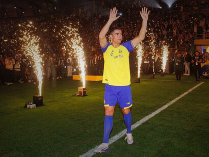 Cristiano Ronaldo allo stadio di Al-Nassr, Arabia Saudita
