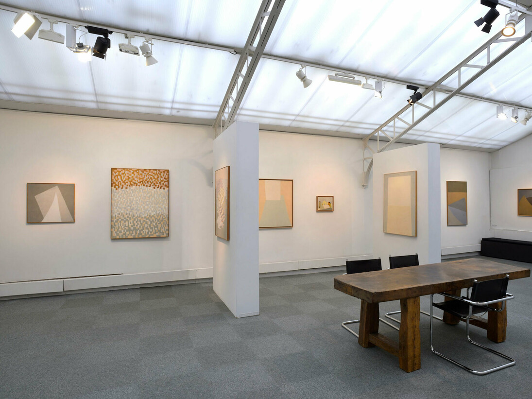 Vera Pagava, Corps Célestes, Exhibition view. Courtesy of Jeanne Bucher Jaeger 