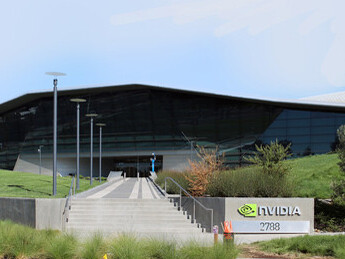 Los resultados trimestrales de los gigantes de la tech desataron una vez más una avalancha de anuncios sobre las inversiones en los centros de datos para la IA. Sede central de Nvidia en Santa Clara, California, EE.UU.