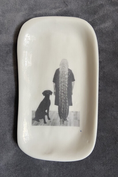 Jayne Wright, Oblong trinket dish, Ann. Courtesy of Liminal Gallery