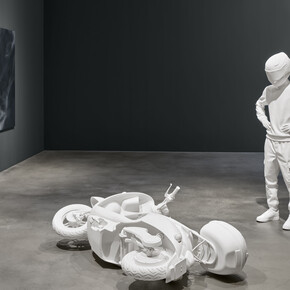 Elmgreen & Dragset, Momentan nicht erreichbar, Ausstellungsansicht. Mit freundlicher Genehmigung der Galerie Max Hetzler