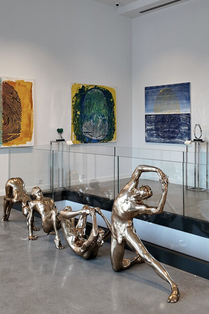 Lorenzo Quinn, The new age of bronze, exhibition view. Courtesy of Miart Gallery