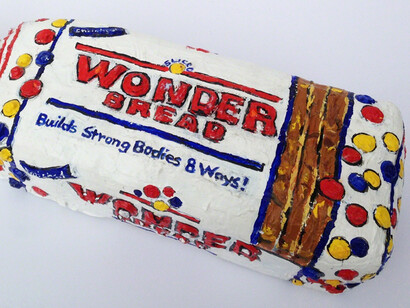 Leslie Lew, Wonder Bread, 2016. Courtesy of Madelyn Jordon Fine Art