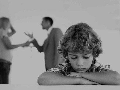 Pobres niños. No los de ahora, más bien los de siempre
