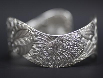Otter and Waterlilies Bangle, 2015
Silver cast version of Banchory Bangle
W2.2 to 3 cms