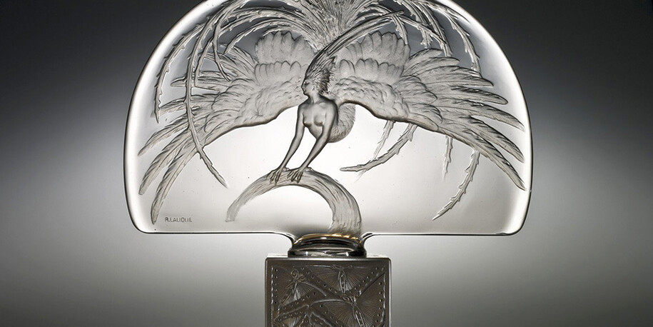 René Lalique, designer, Lalique et Cie, manufacturer: Oiseau de feu (Firebird). Illuminated Surtout de table (Table decoration): Bronze base, colorless glass; mold-pressed, acid-etched intaglio design. Designed 1922. All images courtesy the Corning Museum of Glass. Click any image to enlarge