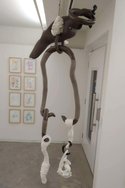 Formas, fluídos e fragmentos. Courtesy of Galeria Kogan Amaro