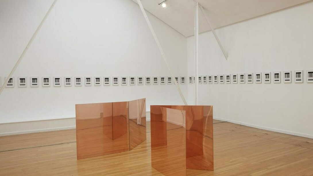 Adrian Sauer, Exhibition view. Courtesy of Galeria Helga de Alvear