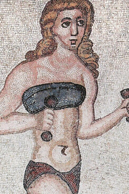 Fragmento  del Mosaico del piso de la Coronación del Ganador en la Cámara de las Diez Doncellas, s.IV d.C, Sala delle Dieci Ragazze, Villa Romana del Casale, Piazza Armerina, Sicilia, Italia