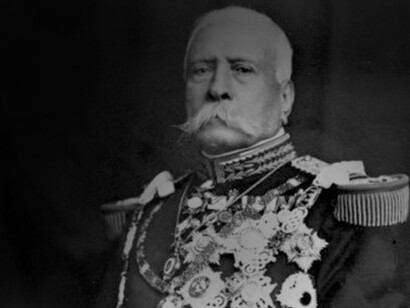 El tiempo que Díaz acumuló ejerciendo el cargo de presidente de México tuvo una extensión sin precedentes, llegando a los treinta años con ciento cinco días