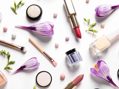 Clean means that a product is safe for people and the planet, using only plant-based and non-toxic ingredients