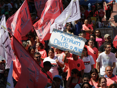 A Operação Lava Jato e a crise econômica de 2014 impactaram a confiança dos eleitores de baixa renda na esquerda. Registro da 23ª edição do Grito dos Excluídos - Por direitos e democracia, a luta é todo dia! São Paulo, Brasil, 2017. Foto: Paulo Pinto/Agência PT