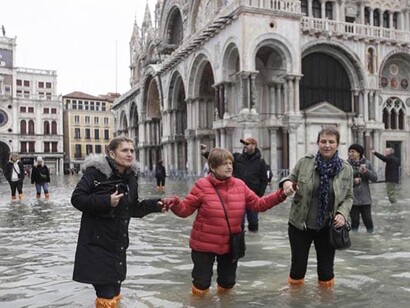 Acqua alta in the Piazza San Marco