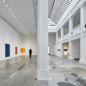 Luchita Hurtado, Yo soy (I am), exhibition view. Courtesy of Hauser & Wirth Gallery