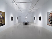 Mat Collishaw, Vivisystem, vista de exhibición. Cortesía de la Galería Hilario Galguera