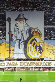 Lucido mural realizado por parte de los aficionados del Real Madrid