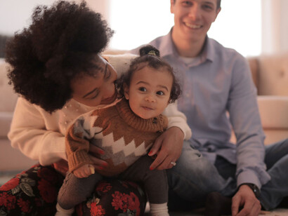 O corpo vai ganhando mais flexibilidade e vai se adaptando a novos jeitos de ser e de existir com o mundo e com as pessoas