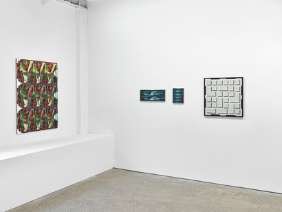Various artists, Broad picnic, exhibition view. Courtesy of Europa Gallery