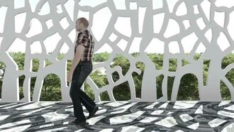 Zona de tránsito entre un grupo de edificios